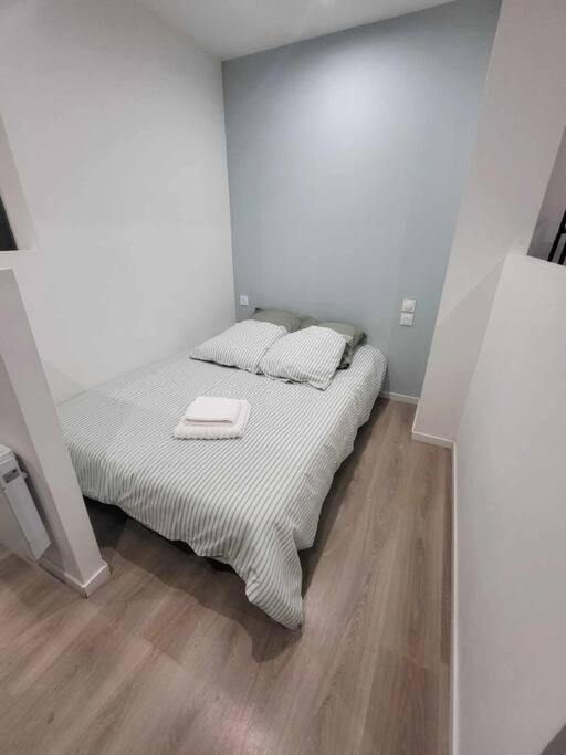 Appartement Canada 1 Valenciennes Exterior photo